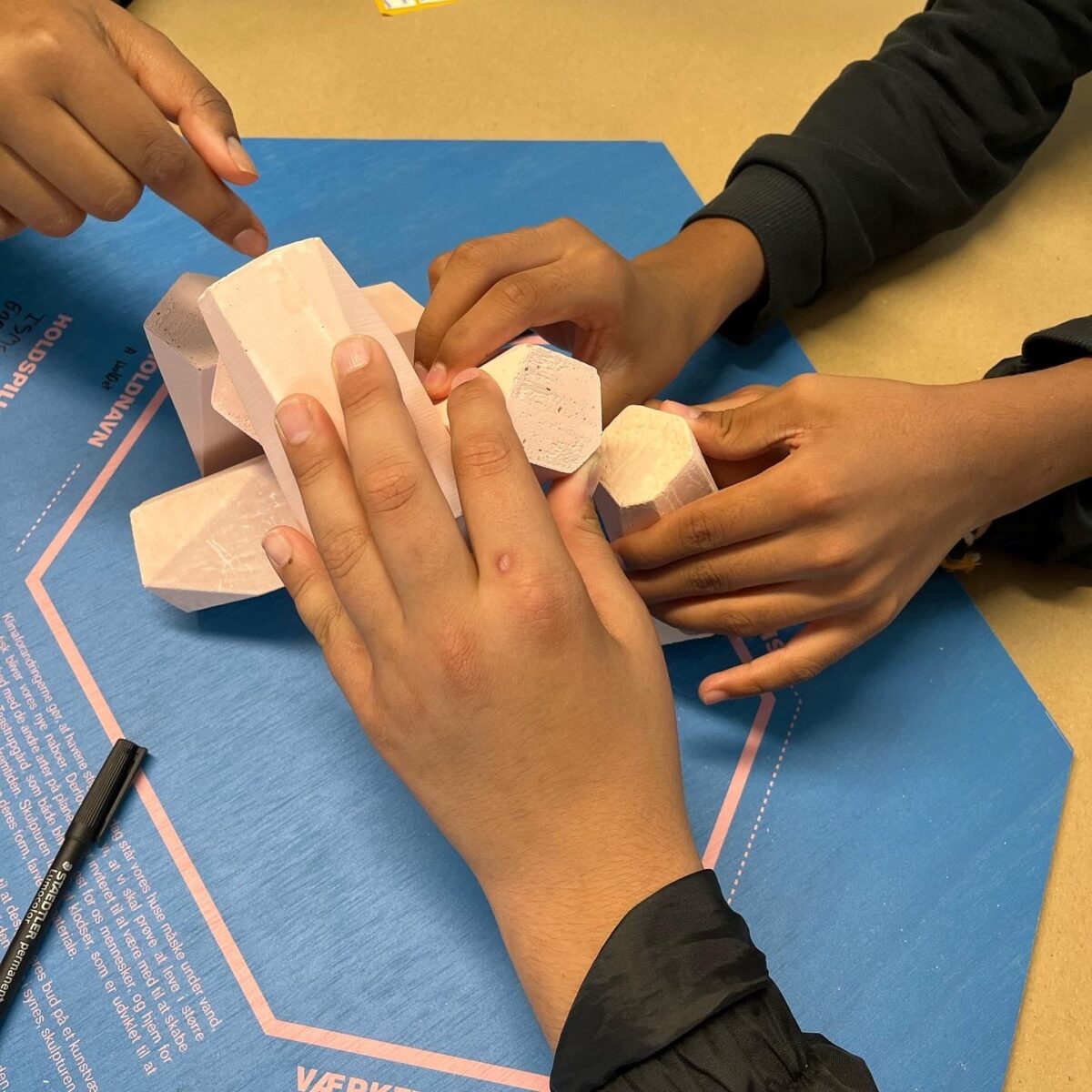 58 B55 FFF F486 40 BF B075 BEEC48 C4 C149